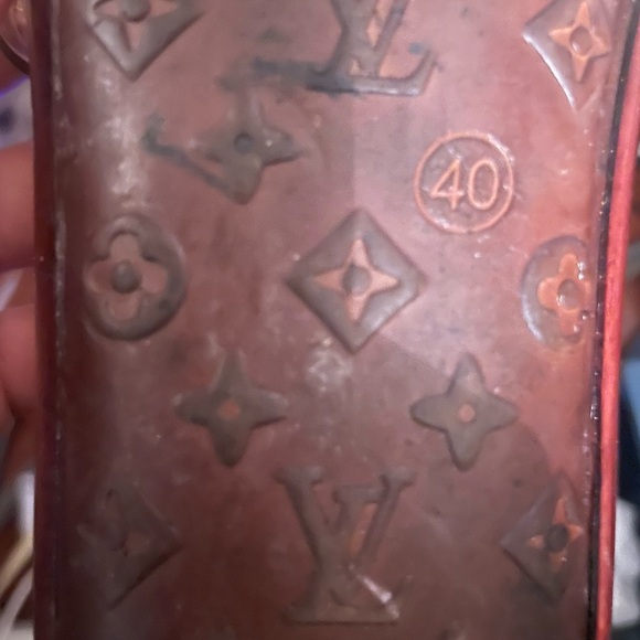 Louis Vuitton Brown and Gold Sandals - Picture 3 of 4